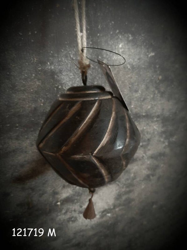 121719 hanging ornament  10 cm vitage lack