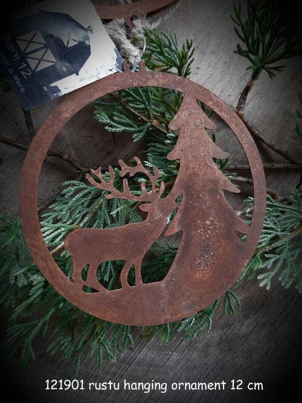 121901 rusty hanger 12 cm hert bij boom