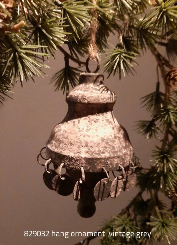 829032 hang ornament vintage grey