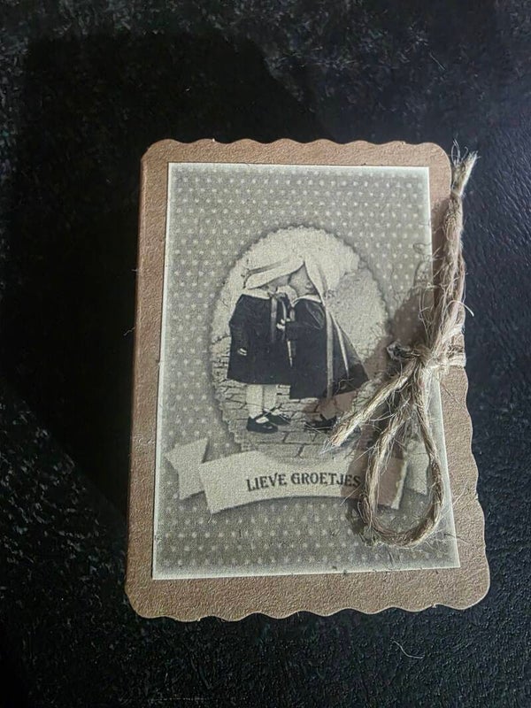 Z016 zoopie  groetjes meisjes hoedjes per 4