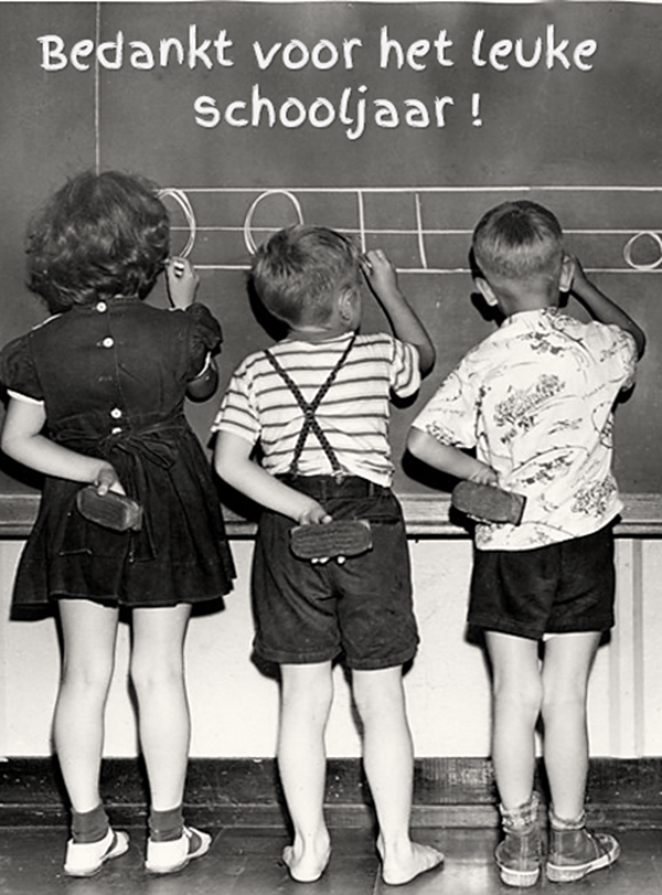 Nostalgisch foto en tekstbordje no. 821   ( 4 stuks)schooljaar meerdere kinderen