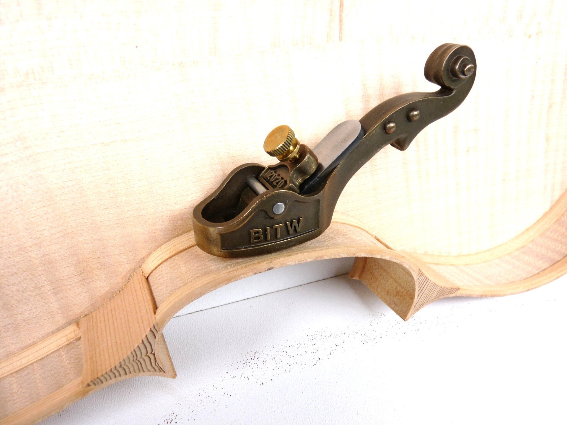 Lfd.Nr.095 – Violin Plane Favor - PNTC - BEST IN THE WEST 2020