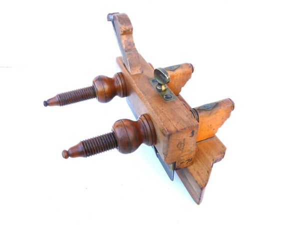 Lfd. Nr. 038 - Schöner Englischer Nuthobel von JAMES HOWARTH aus SHEFEIELD