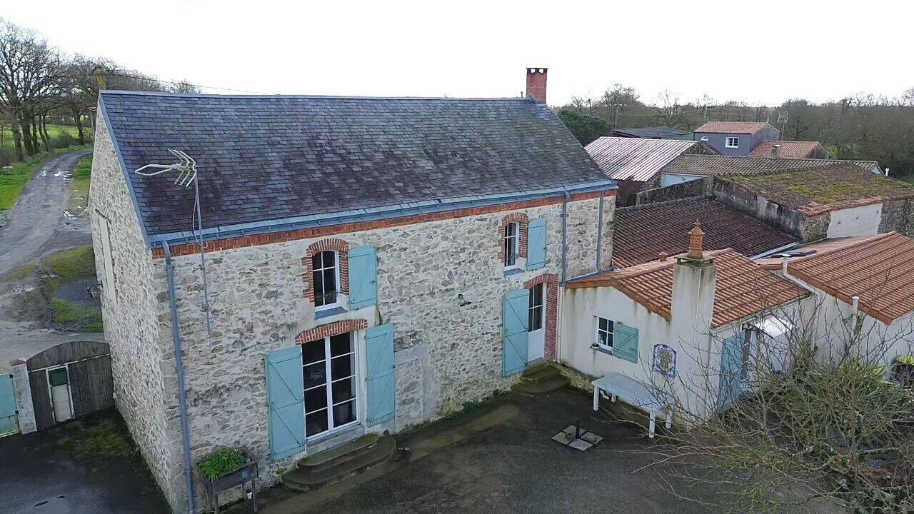 maison aizenay