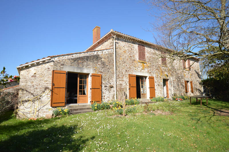 maison Essarts-en-Bocage 