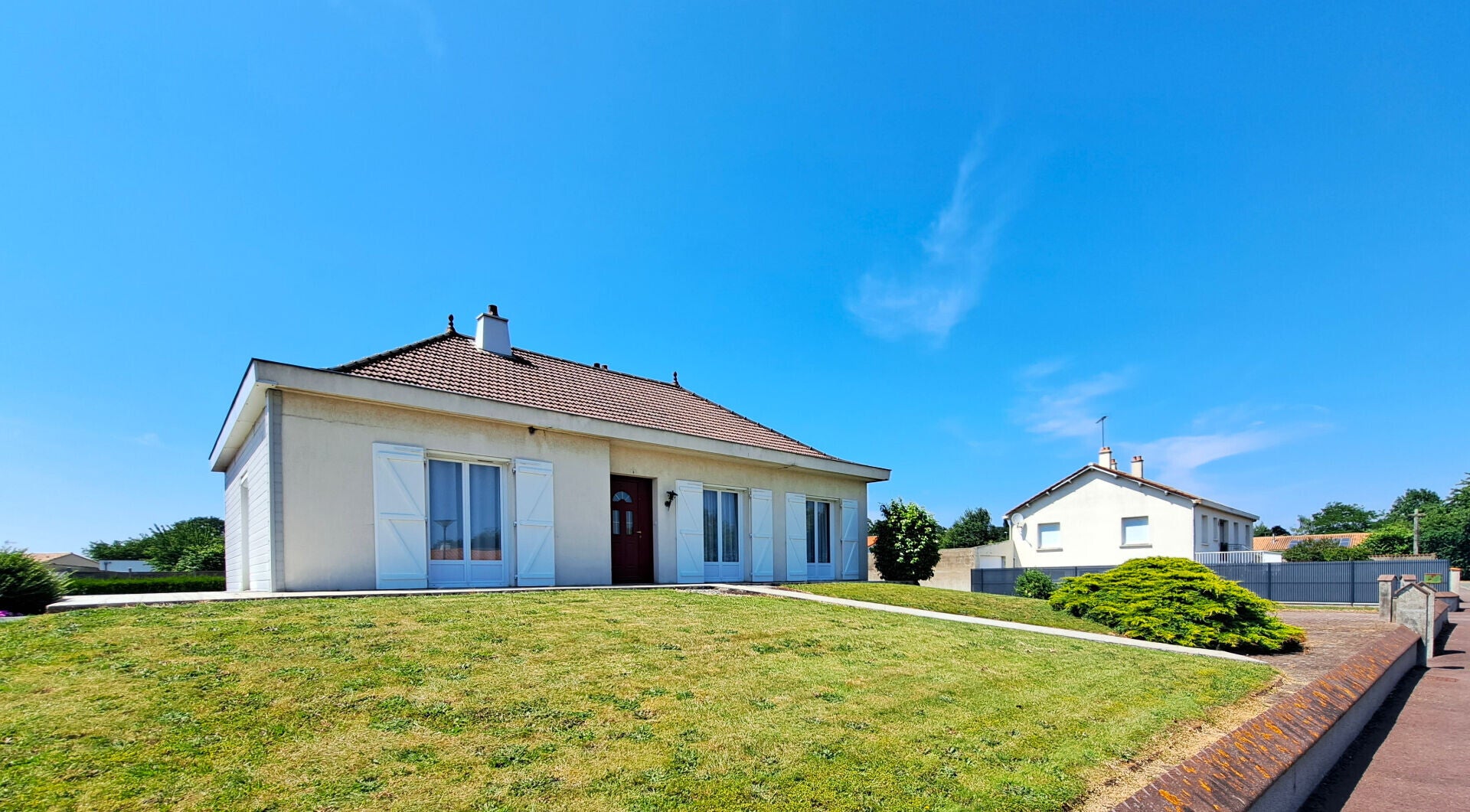 maison les essarts 85
