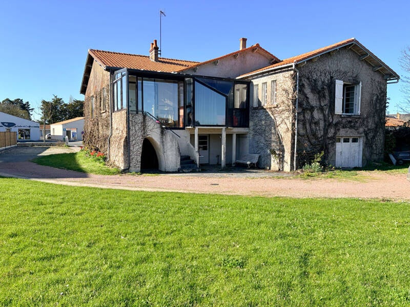 maison Montaigu