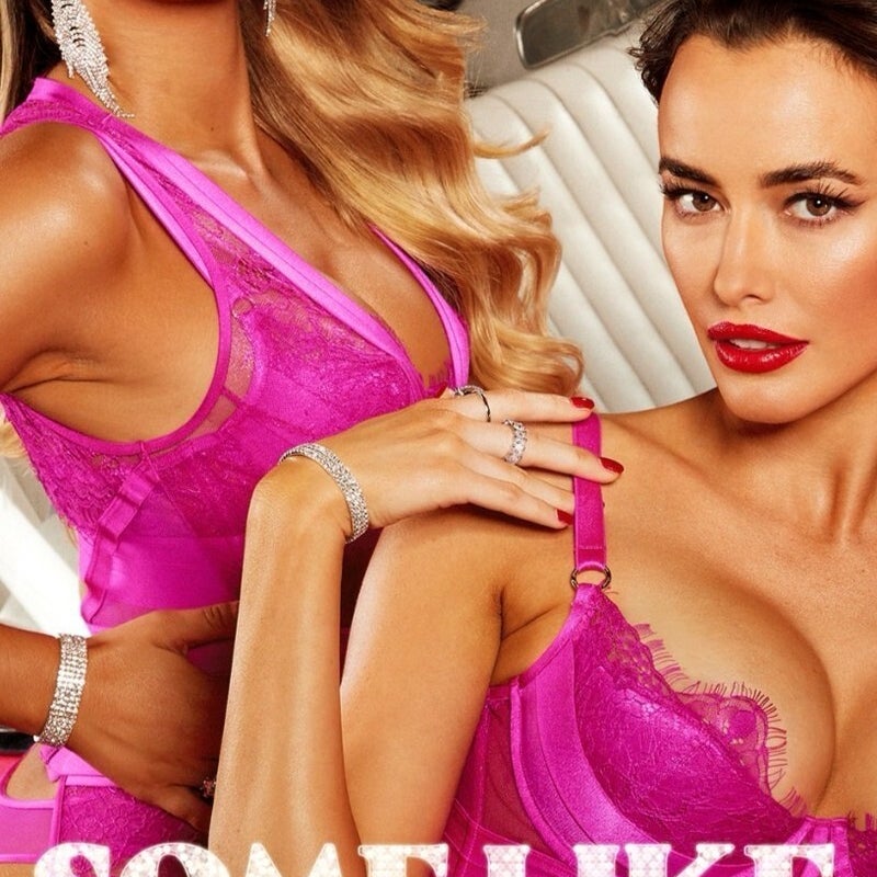 belindahotpink50205389720.jpg