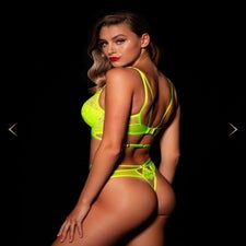 vanessaneon51767357625.jpg