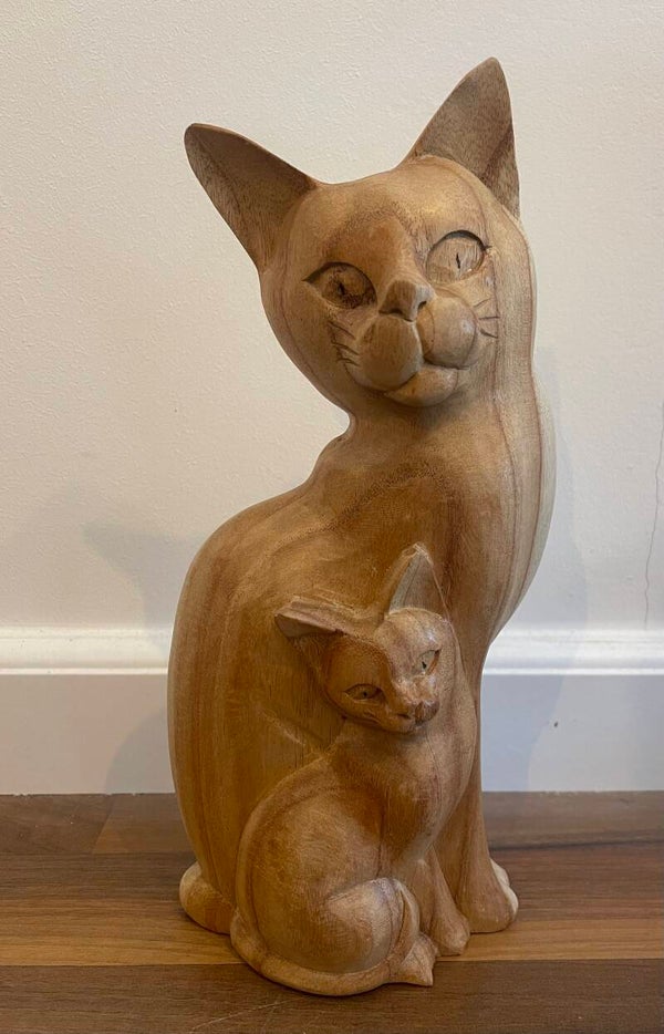 Suar-Houten zittende kat + Kitten