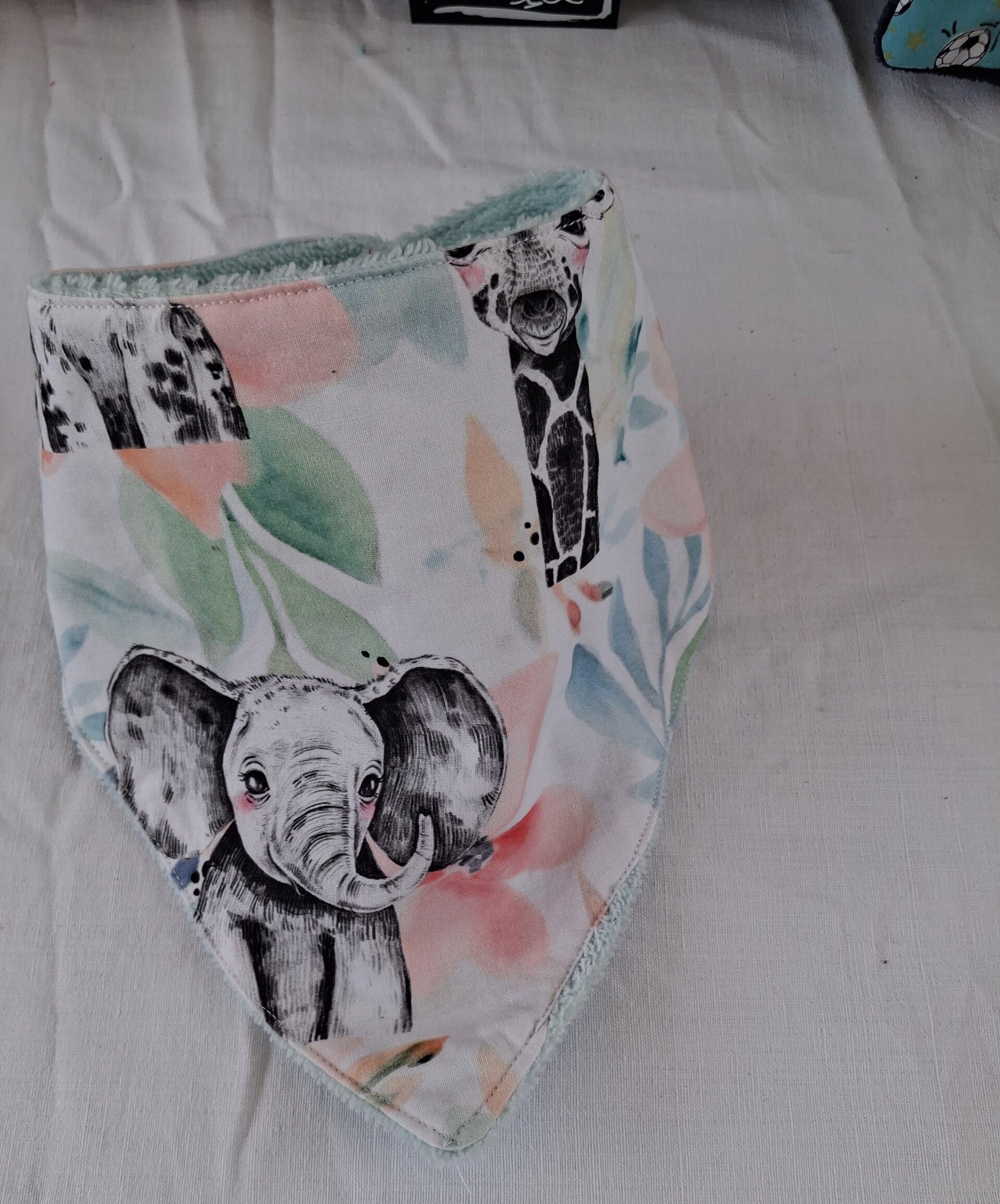 Bavoir bandana savane pastel