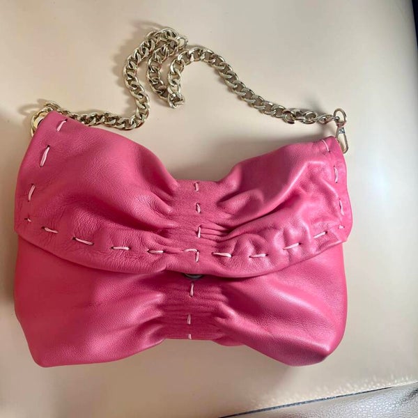 Pochette artigianale in nappa rosa