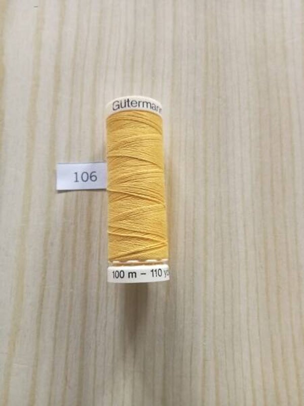 Fil Guterman pour tout coudre - 100 m - Jaune N° 106