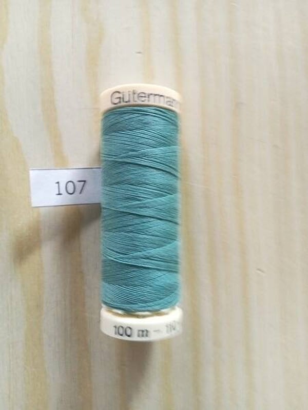 Fil Guterman pour tout coudre - 100 m - Vert N° 107