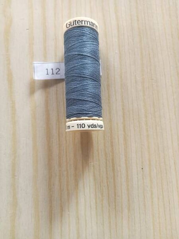 Fil Guterman pour tout coudre - 100 m - Bleu N° 112