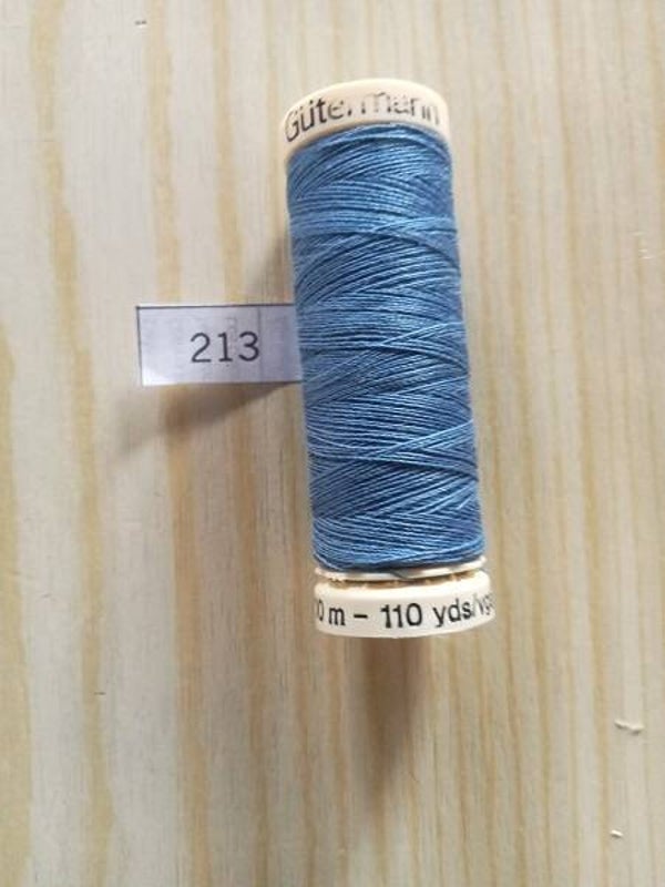 Fil Guterman pour tout coudre - 100 m - Bleu N° 213