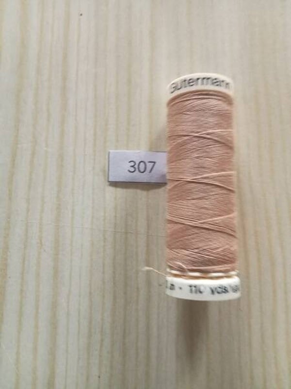 Fil Guterman pour tout coudre - 100 m - Beige N° 307