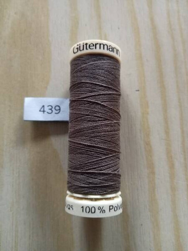 Fil Guterman pour tout coudre - 100 m - Marron N° 439