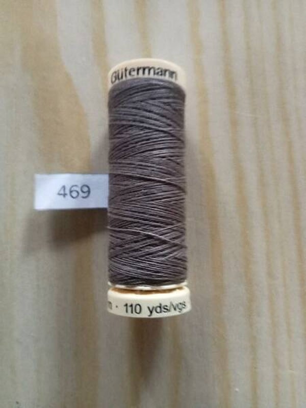 Fil Guterman pour tout coudre - 100 m - Marron N° 469