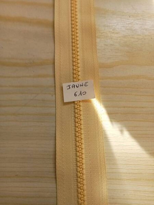 Fermeture Z54 - Jaune paille 610