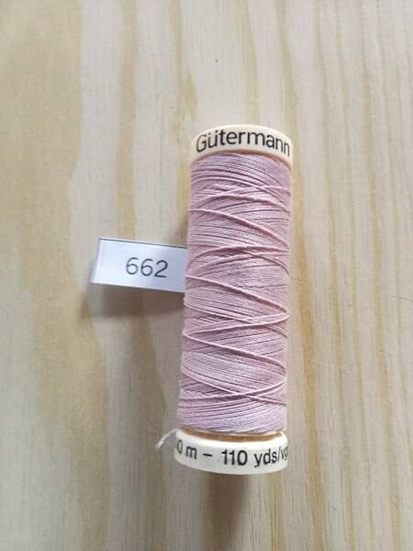 Fil Guterman pour tout coudre - 100 m - Rose N° 662