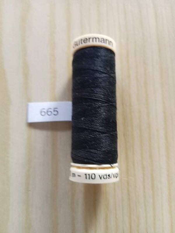 Fil Guterman pour tout coudre - 100 m - Marine très foncé N° 665