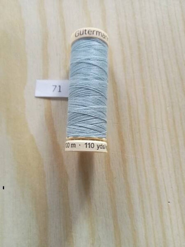 Fil Guterman pour tout coudre - 100 m - Bleu N° 71