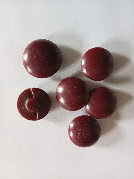 Lot 6 boutons à pied bordeaux Vintage - 18 et 21 mm - Réf BP16