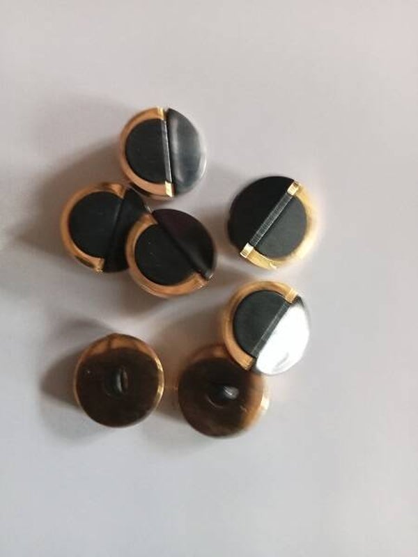 Lot 7 boutons à pied Métal Vintage - 18 mm - Réf BP28