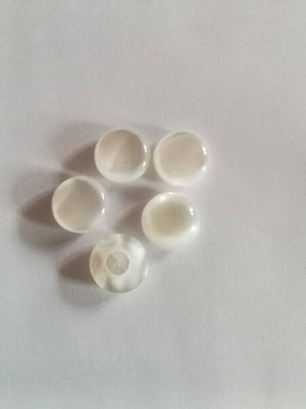 Lot 5 boutons à pied blanc nacré Vintage - 18 mm - Réf BP44