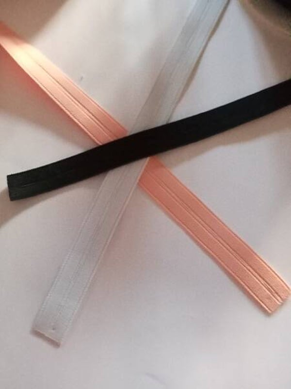 Elastique boutonnière