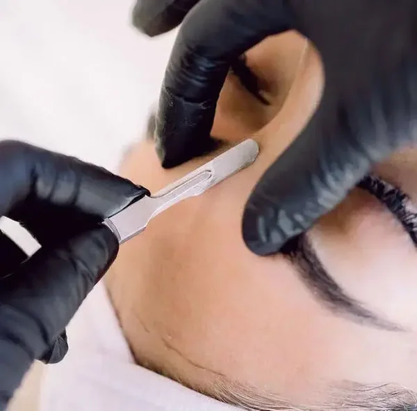 Visuals Dermaplanepro