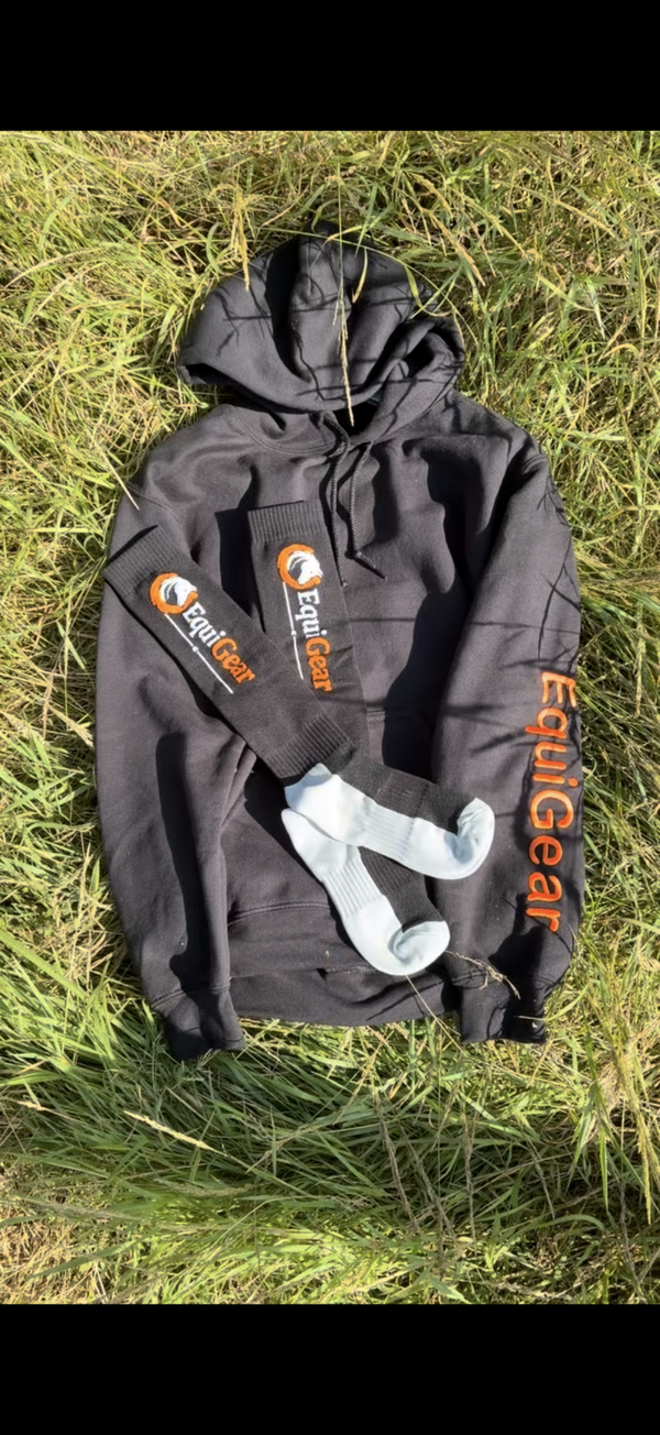 BUNDLE HOODIE+ SOCKS