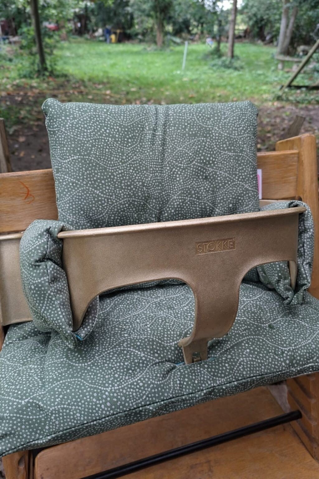 Mini Dots army green