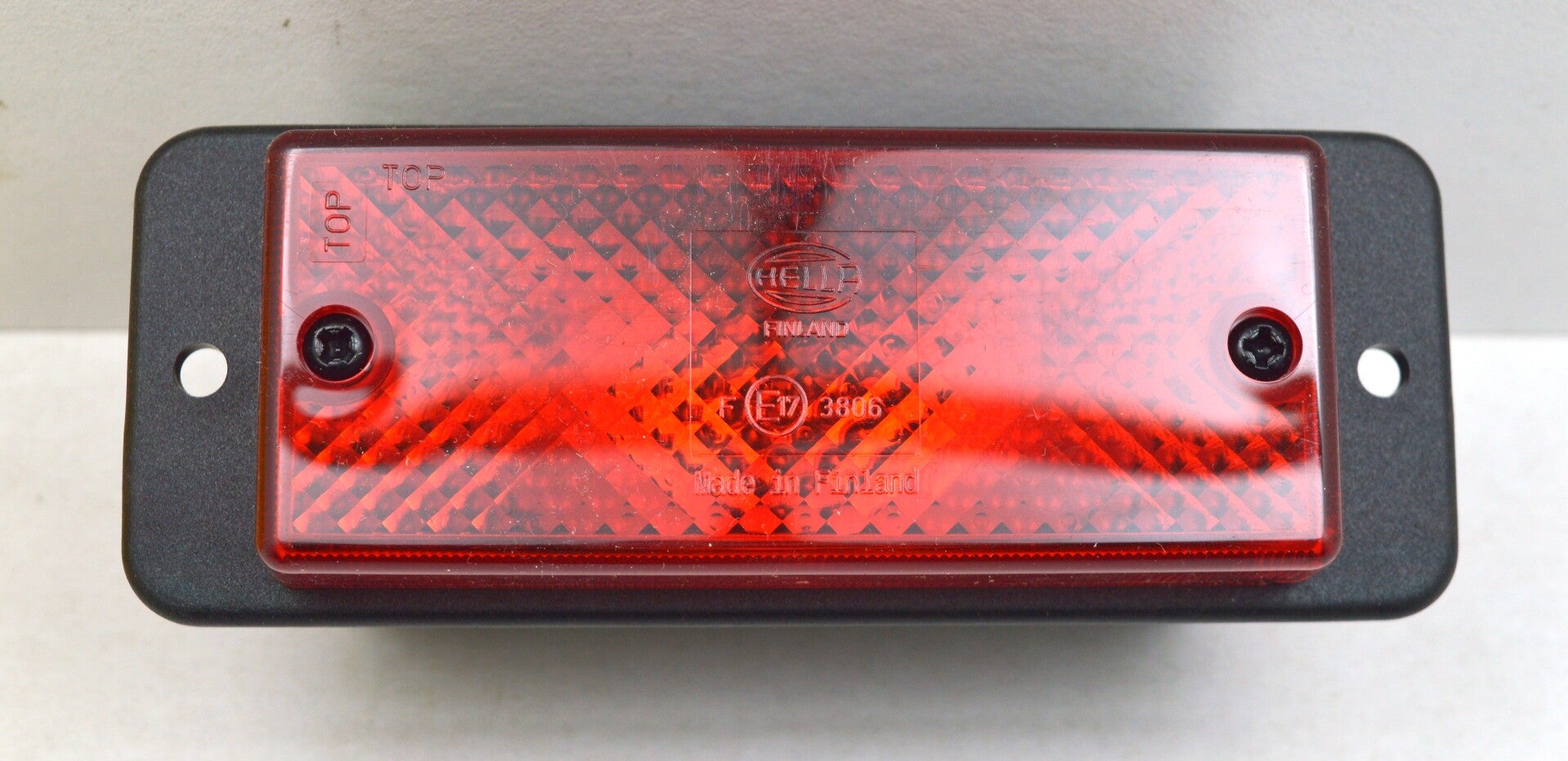 Hella 2NE 006 609-011 inbouw rood mistachterlicht