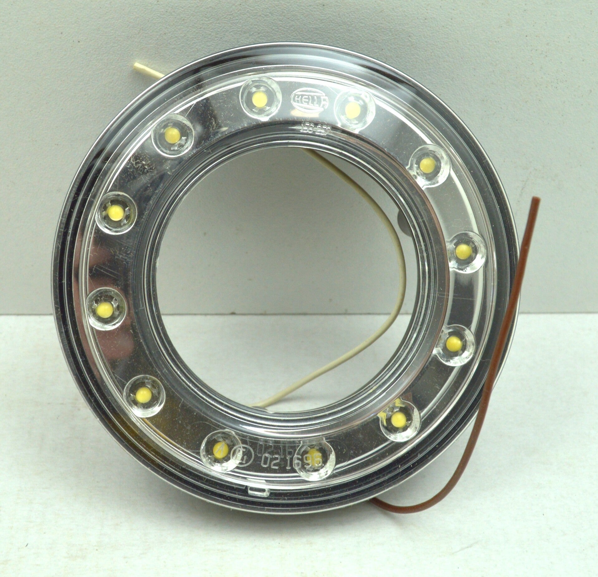 Hella 2PF 008 405-061 led positielicht blank