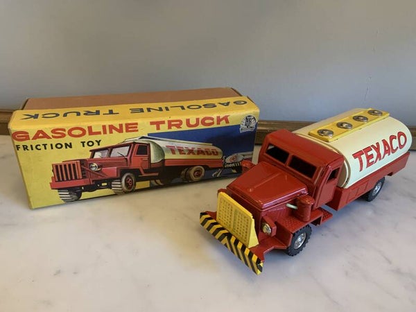 SSS Gasoline Truck GERESERVEERD