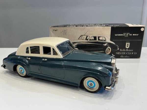 Bandai Rolls Royce Silvercloud