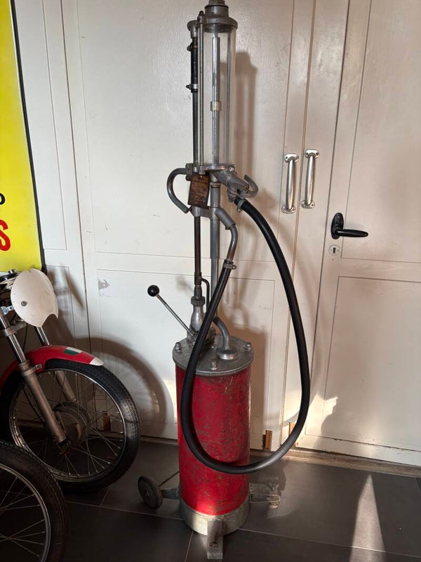 Mengsmering Benzinepomp Horn Germany