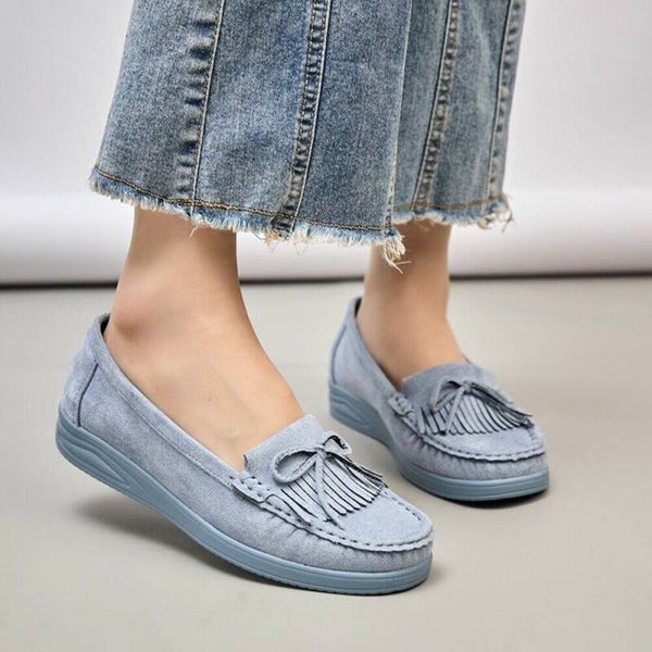 Mocassins Met Fringe Detai