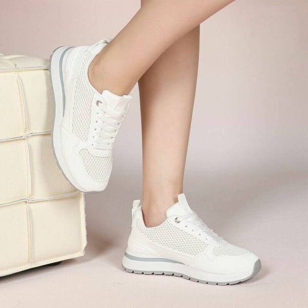 Mesh sneaker
