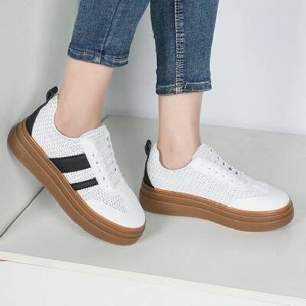 Trendy Sneakers
