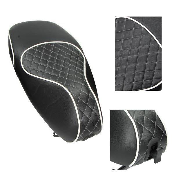 Zadelhoes/ buddydek Vespa Primavera/ Sprint Chesterfield zwart met witte stiksel-bies made in EU