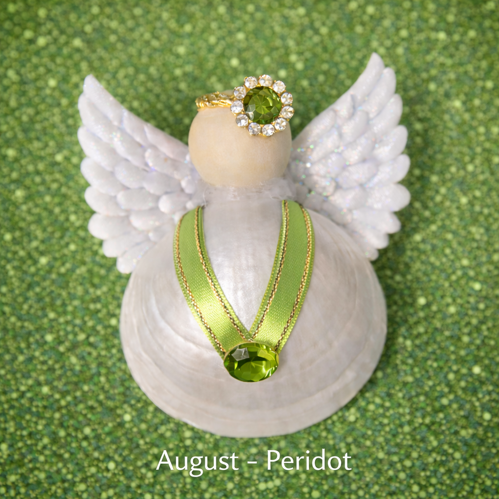 💚 AUGUST – PERIDOT  Joy • Positivity • Protection • Good fortune