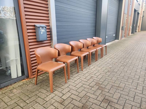 Cassina Hola 367 - set van 6 eetkamerstoelen by Hannes Wettstein
