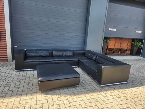 de Sede DS-7 bank in Select 2411 Living Black