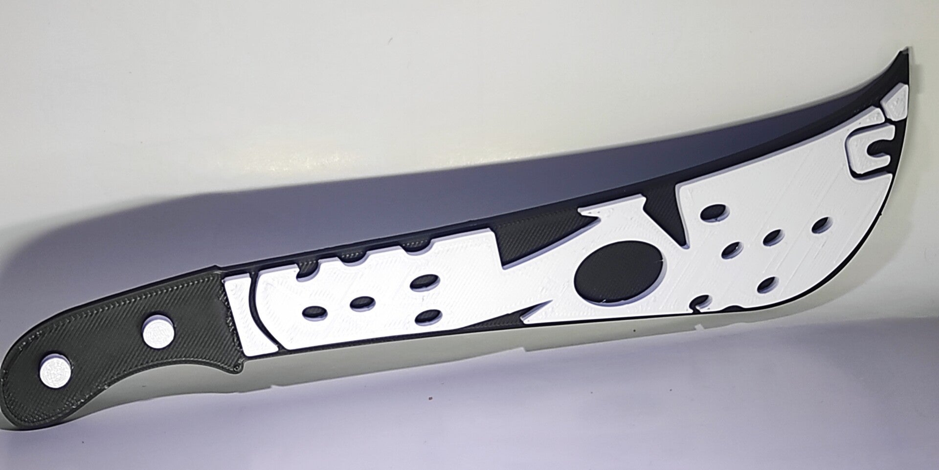 Machete decorativo viernes 13