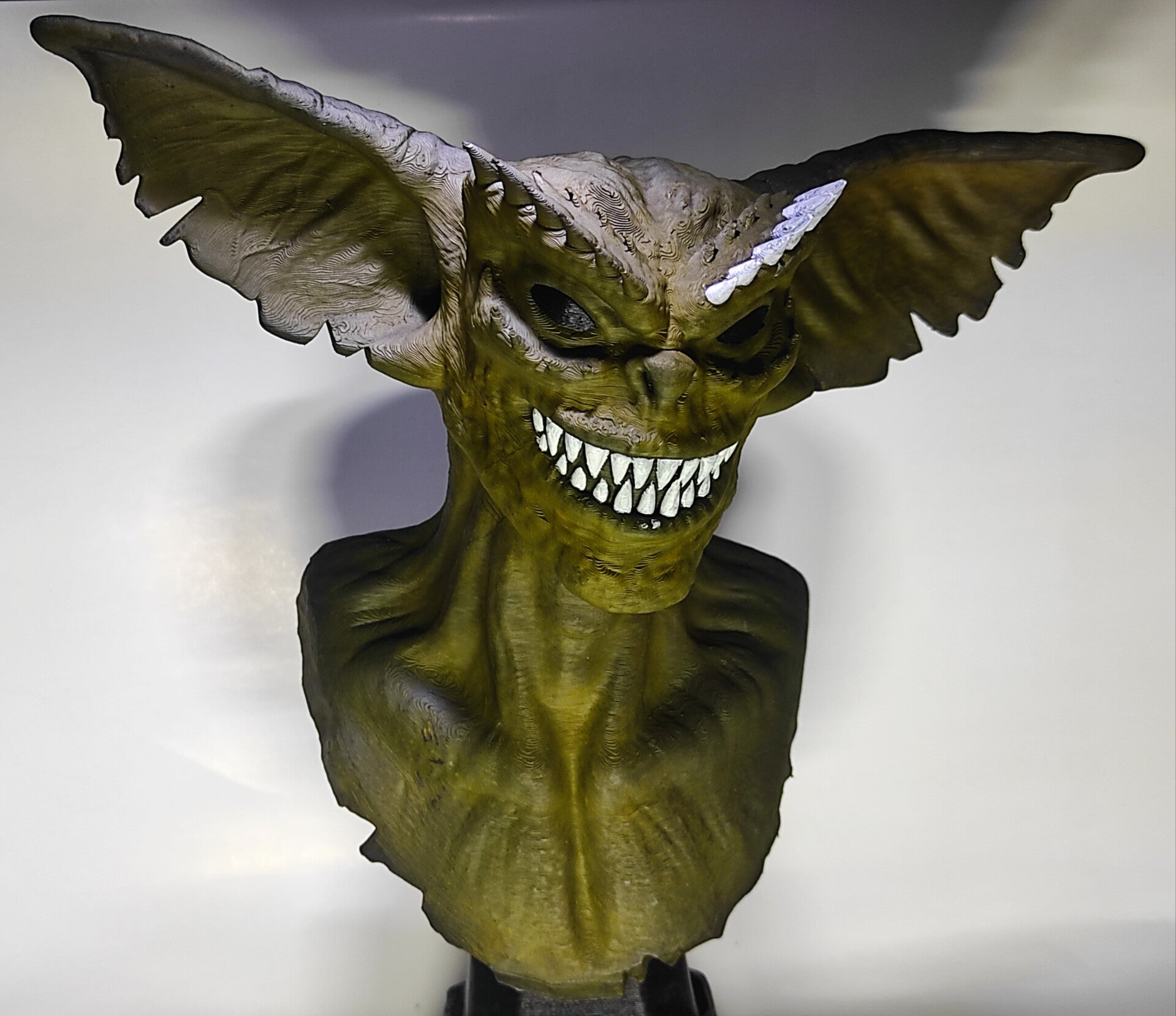 Busto de Gremlin (1984).