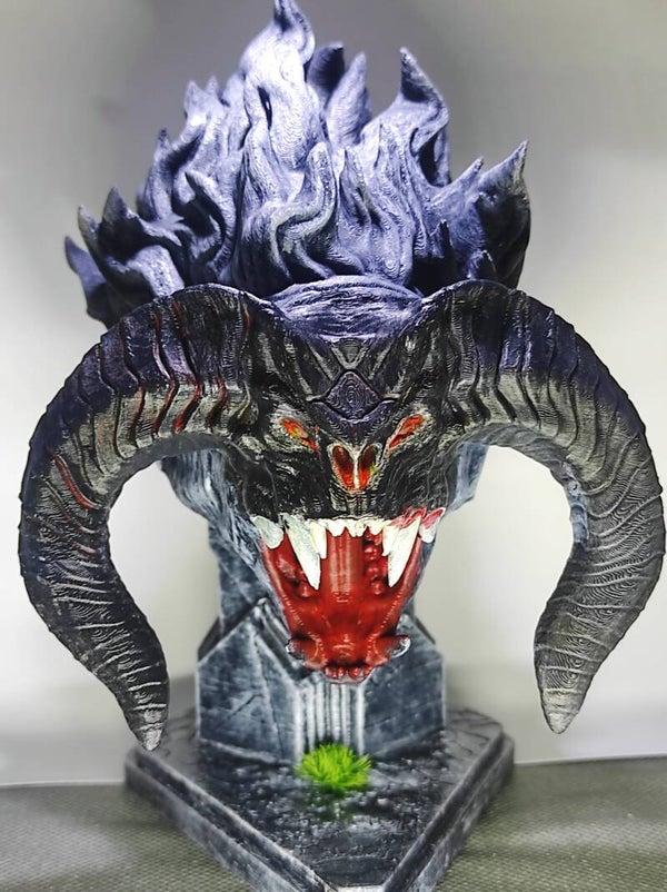Busto del dragon balrog del señor de los anillos
