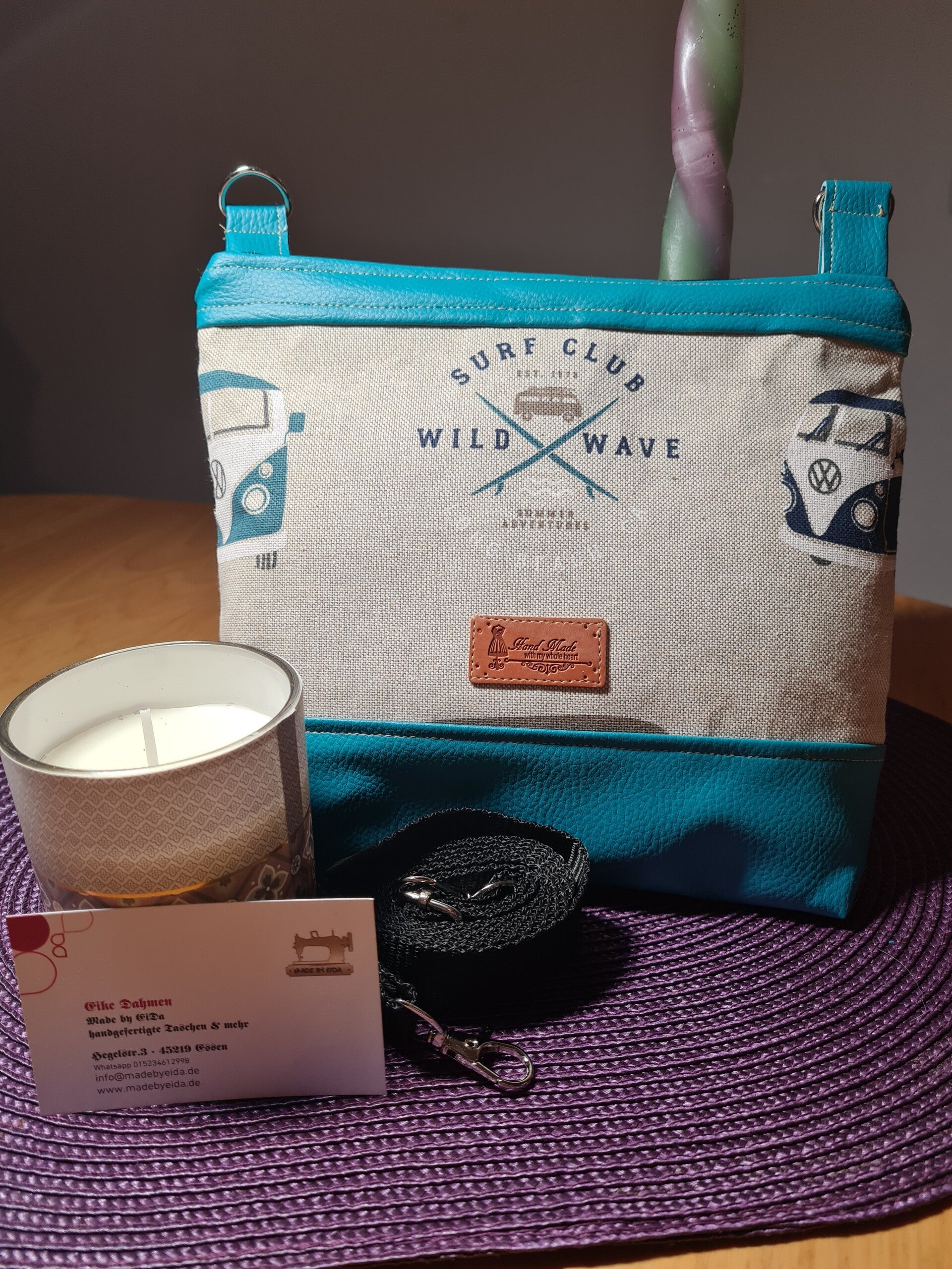 Handgefertigte Umhängetasche im Bus Design – Deine stylische Begleiterin für den Alltag